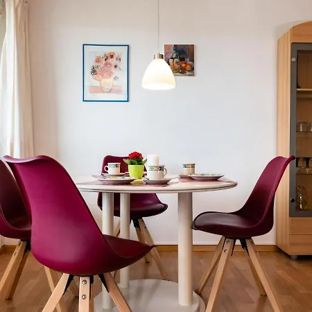 G 16 By Interhome *